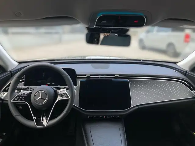 Mercedes-Benz E 220 d 4MATIC T-Modell PTS Shz MBUX Ambi  LED Ansicht 7