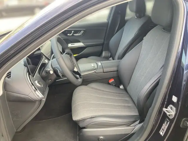 Mercedes-Benz E 220 d 4MATIC T-Modell PTS Shz MBUX Ambi  LED Ansicht 6