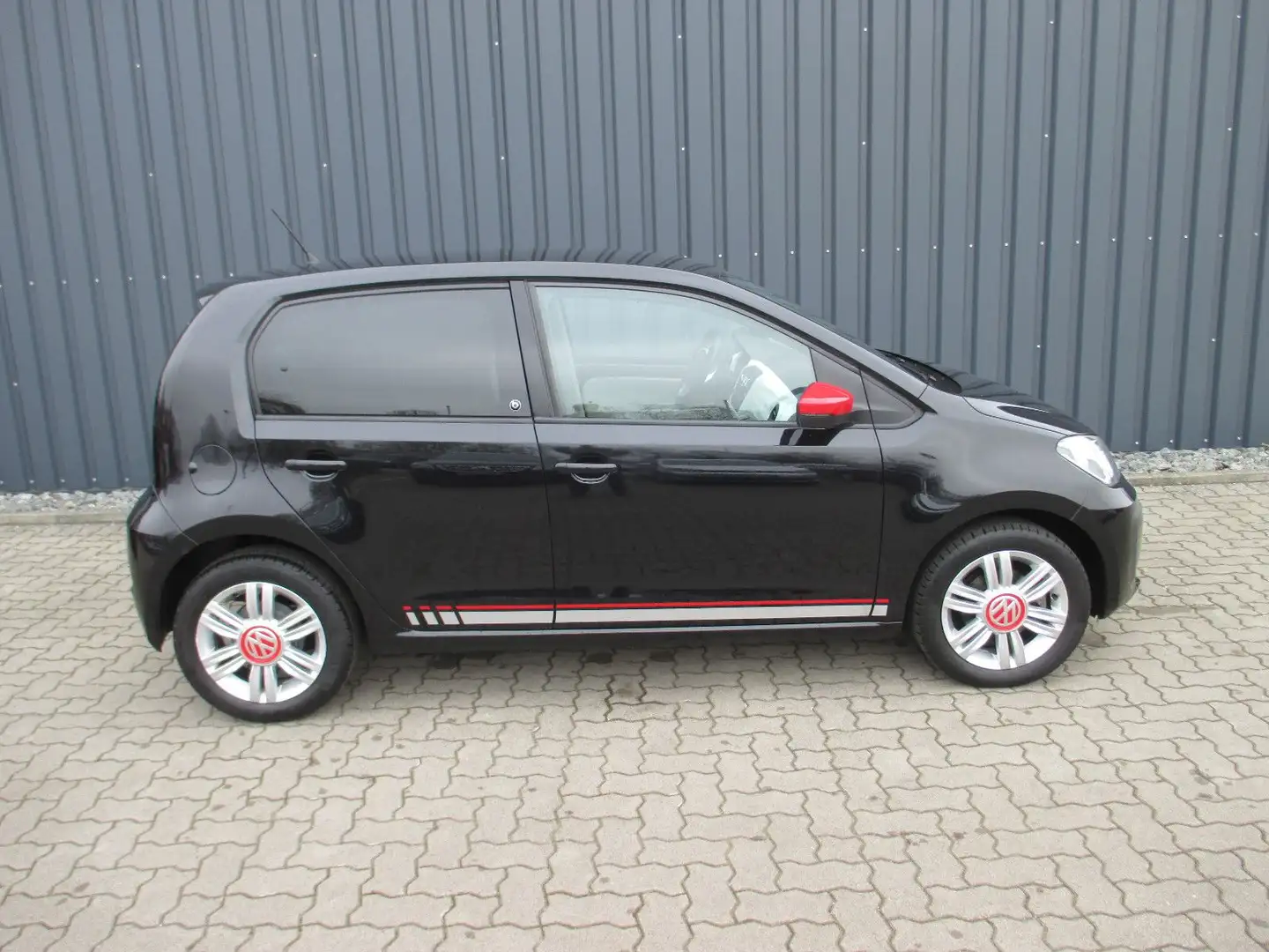 Volkswagen up! beats 1,0l 55kw, Soundsystem 300Watt; 5 Gang Noir - 2