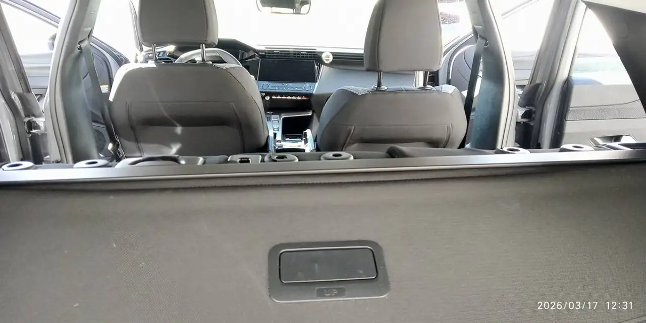 Peugeot 308 308 — photo 4