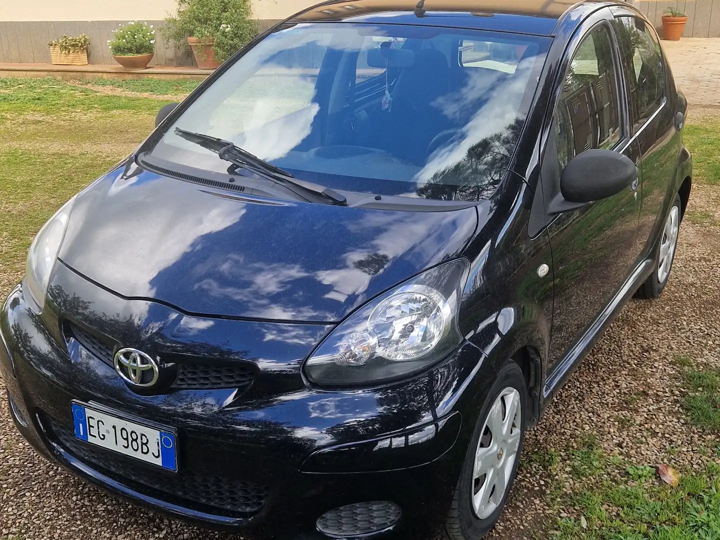 Toyota Aygo Aygo I 2005 5p 1.0 Sol Connect Nero - 2