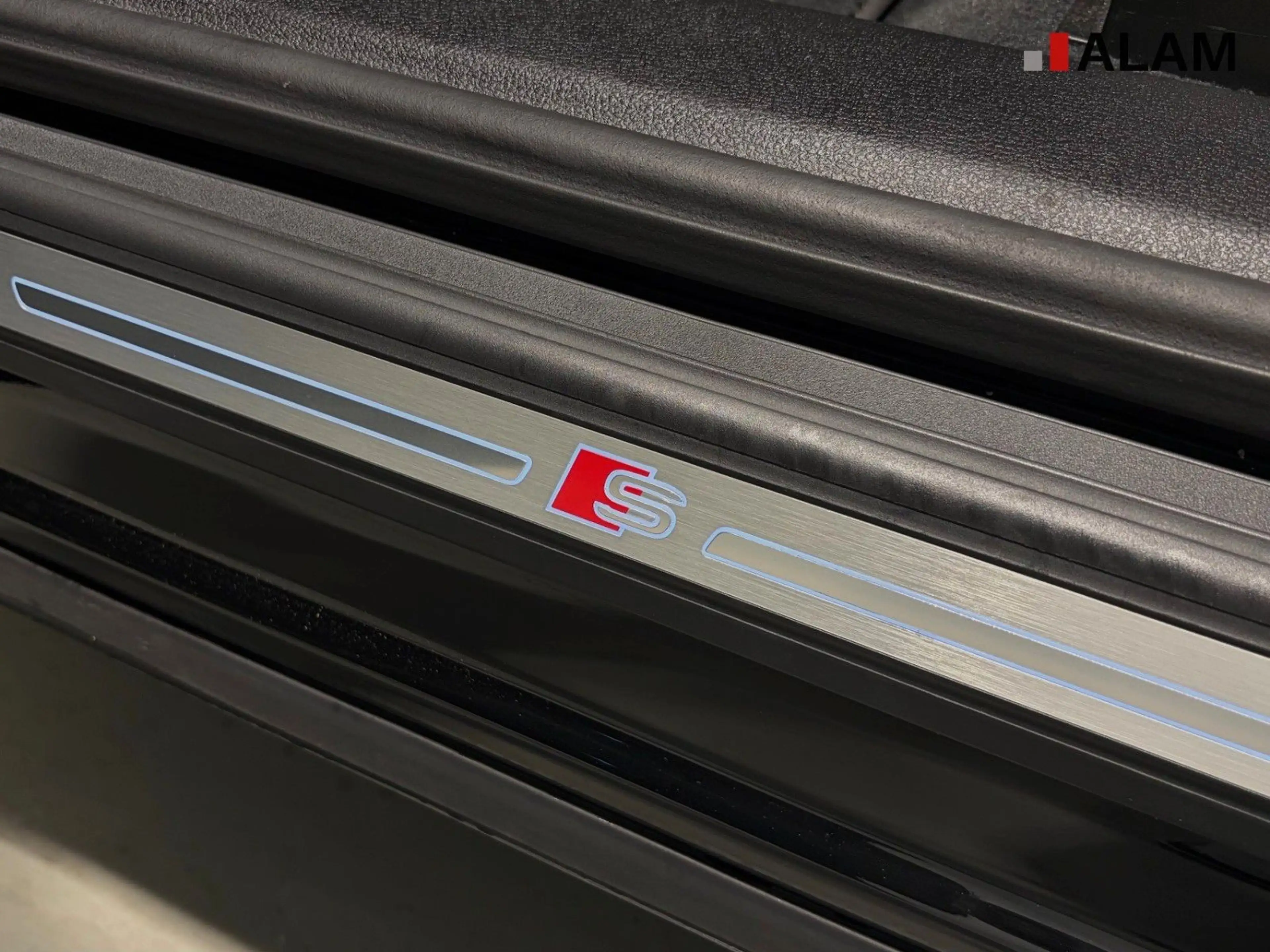 Audi SQ5 3,0 TDI quattro Tiptronic ACC HUD Lane Pano — photo 15