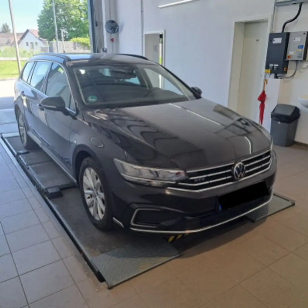 Volkswagen Passat Variant GTE 1.4 TSI DSG eHybrid | AHK | Zwart - 1