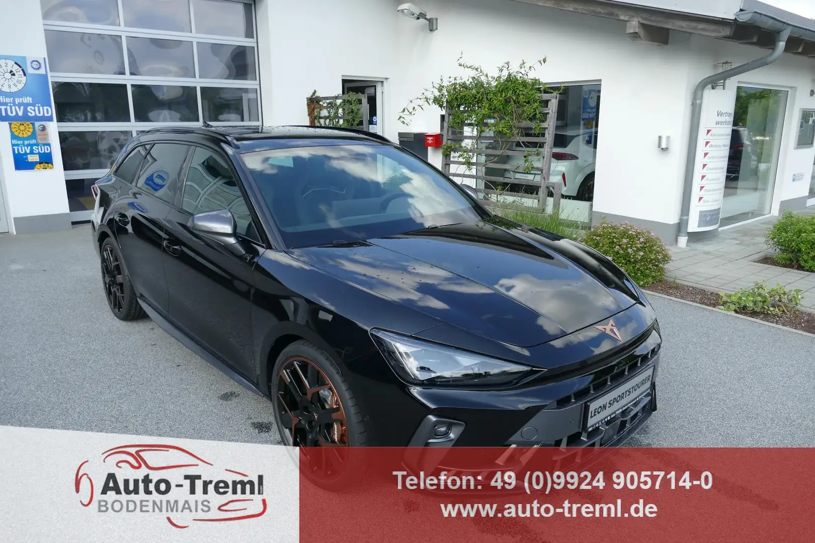CUPRA Leon ST VZ Extreme 2.0 TSI DSG 4Drive 333 PS Facelif... Schwarz - 1