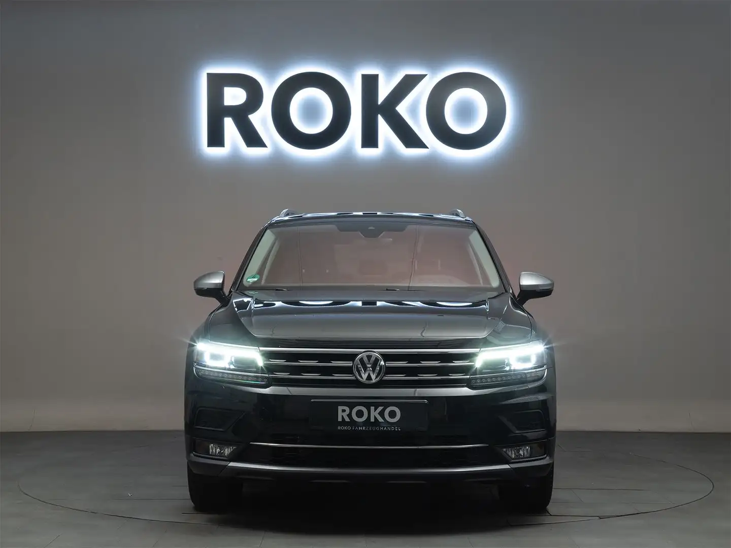 Volkswagen Tiguan Allspace Tiguan Allsp. DSG 7Si. LEDER StandH.DYN Pano 360 Schwarz - 2