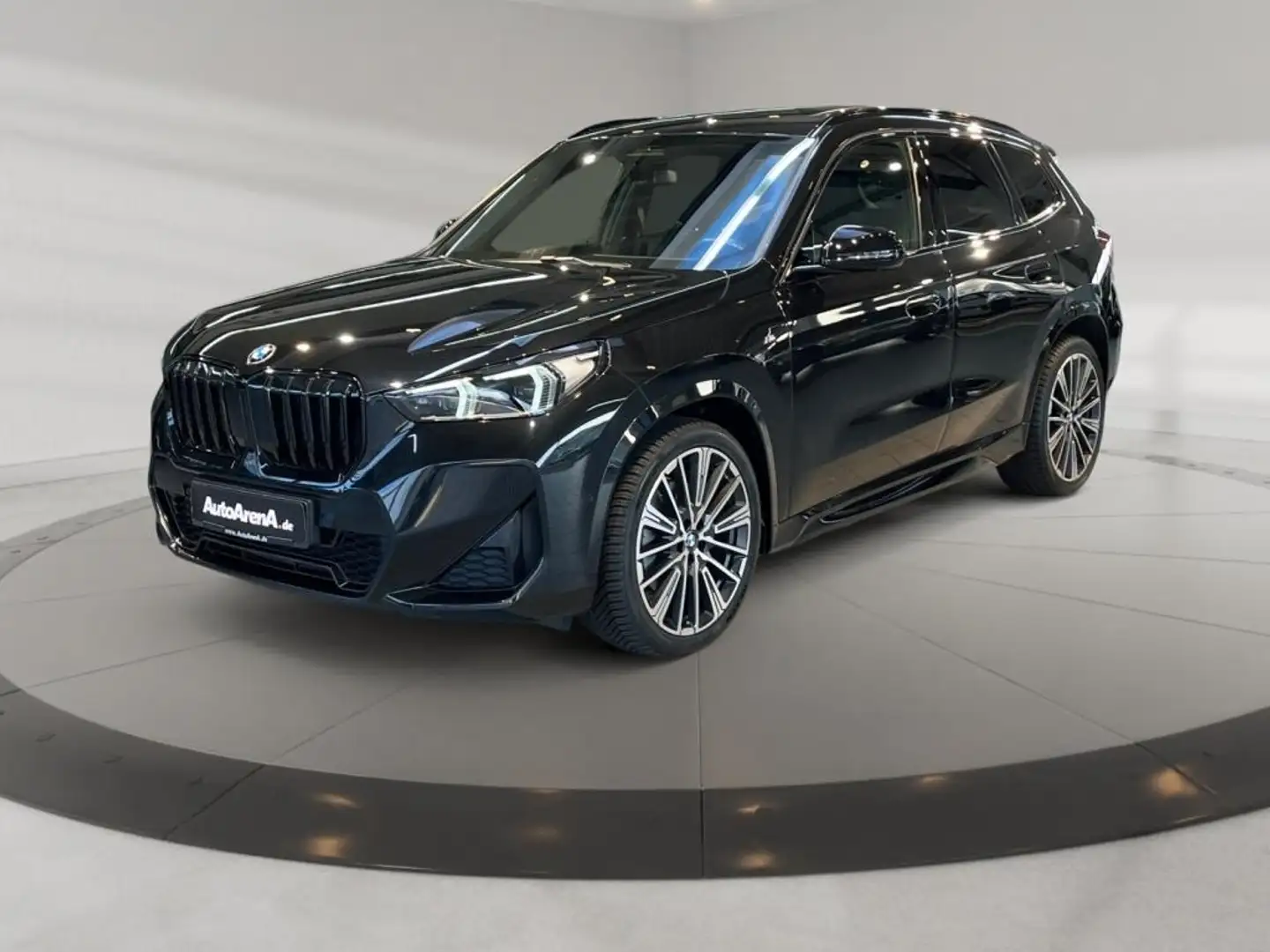 BMW X1 23 d xDrive M Sport Fahrassist+AHK+Pano+Wide Schwarz - 1