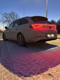 Sportstourer 1.4 e-Hybrid (150 kW System)