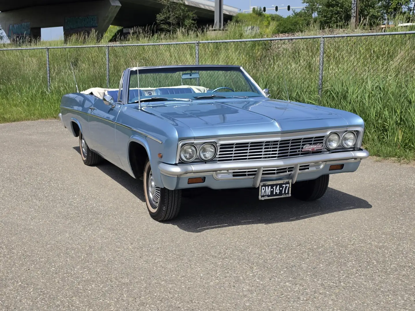 Chevrolet Impala Convertible 1966 Blau - 1