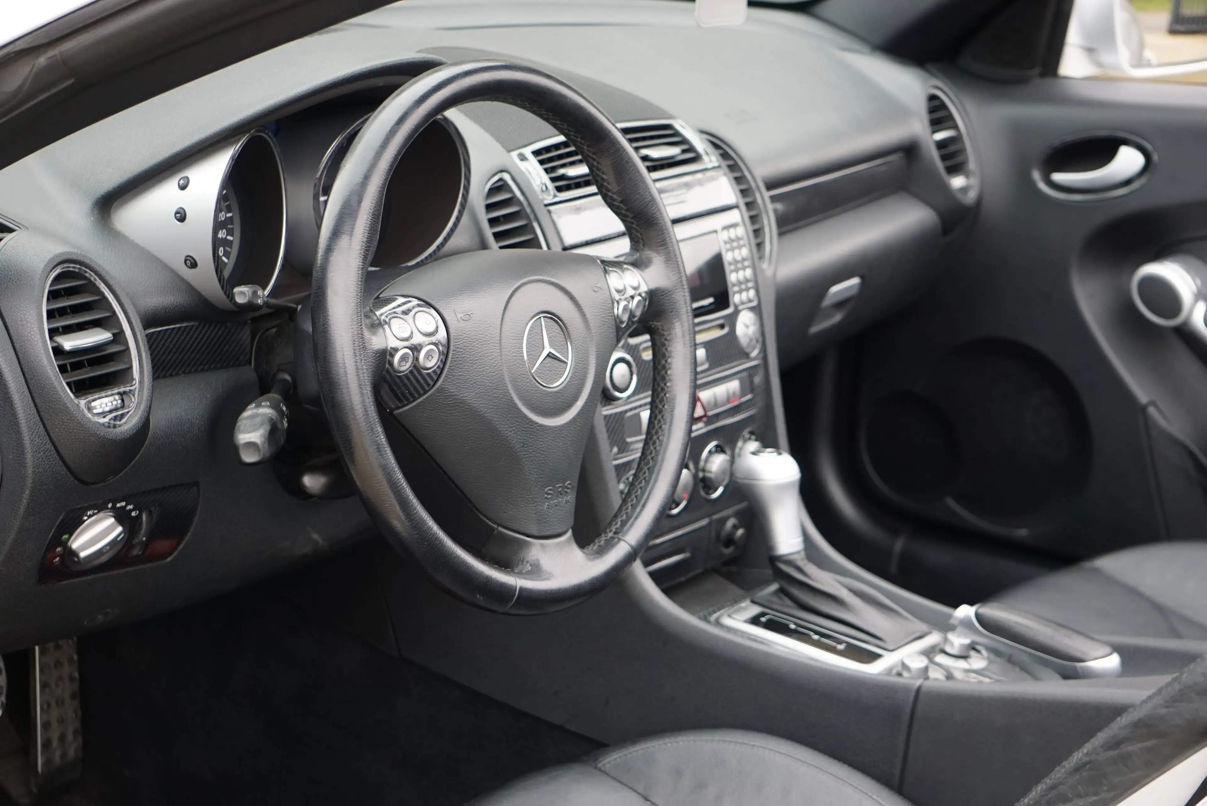 Mercedes-Benz SLK 200 Kompressor BOITE-AUTO CARNET XENON GARANTIE 1AN — photo 8