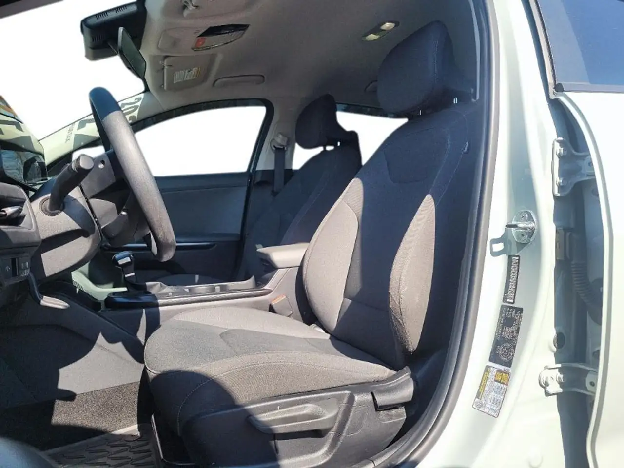 Kia K4 снимка Kia K4