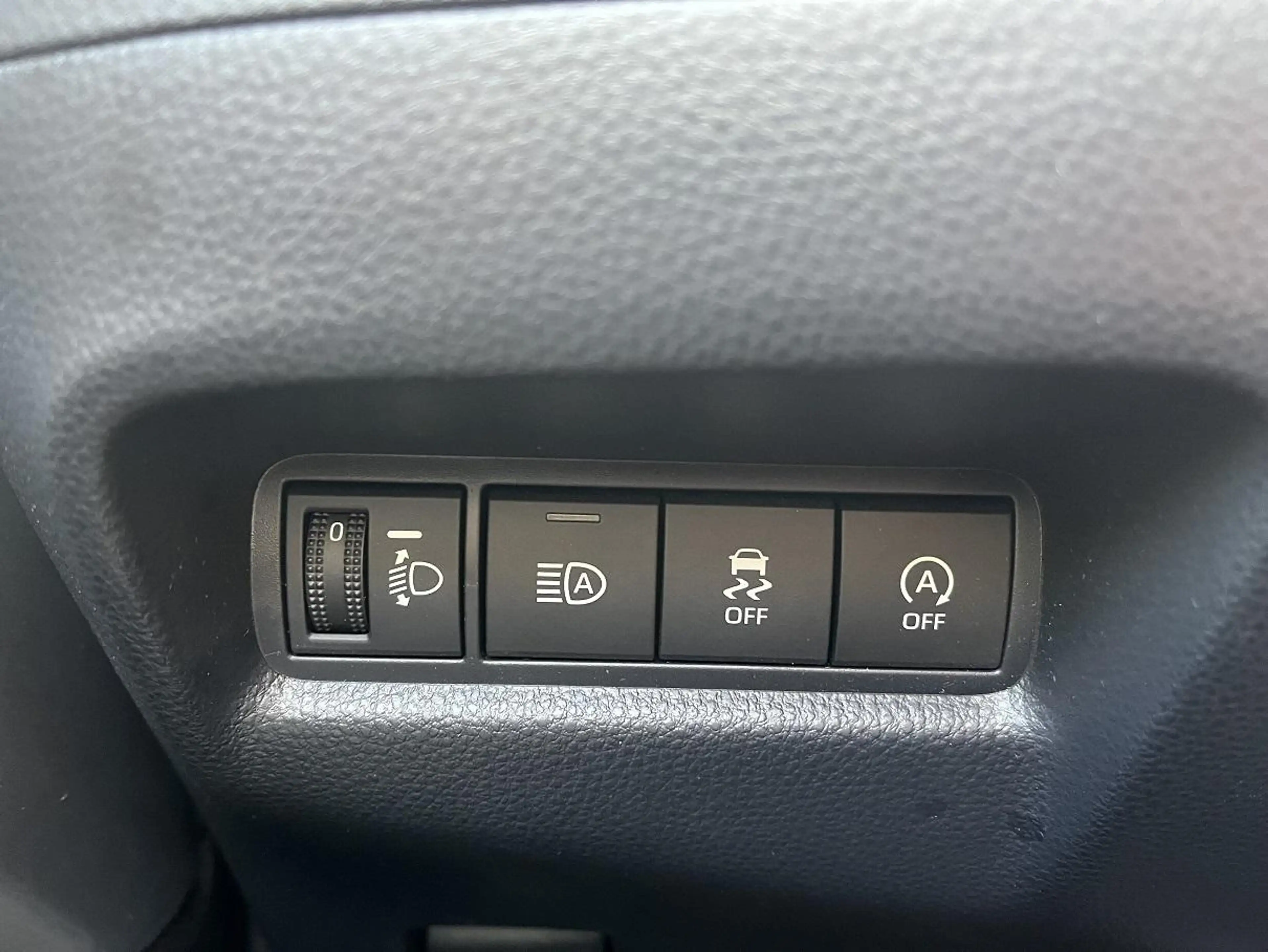 Toyota Aygo X 1.0 VVT-i MT Play | NL-Auto | Apple Carplay | Came — photo 12