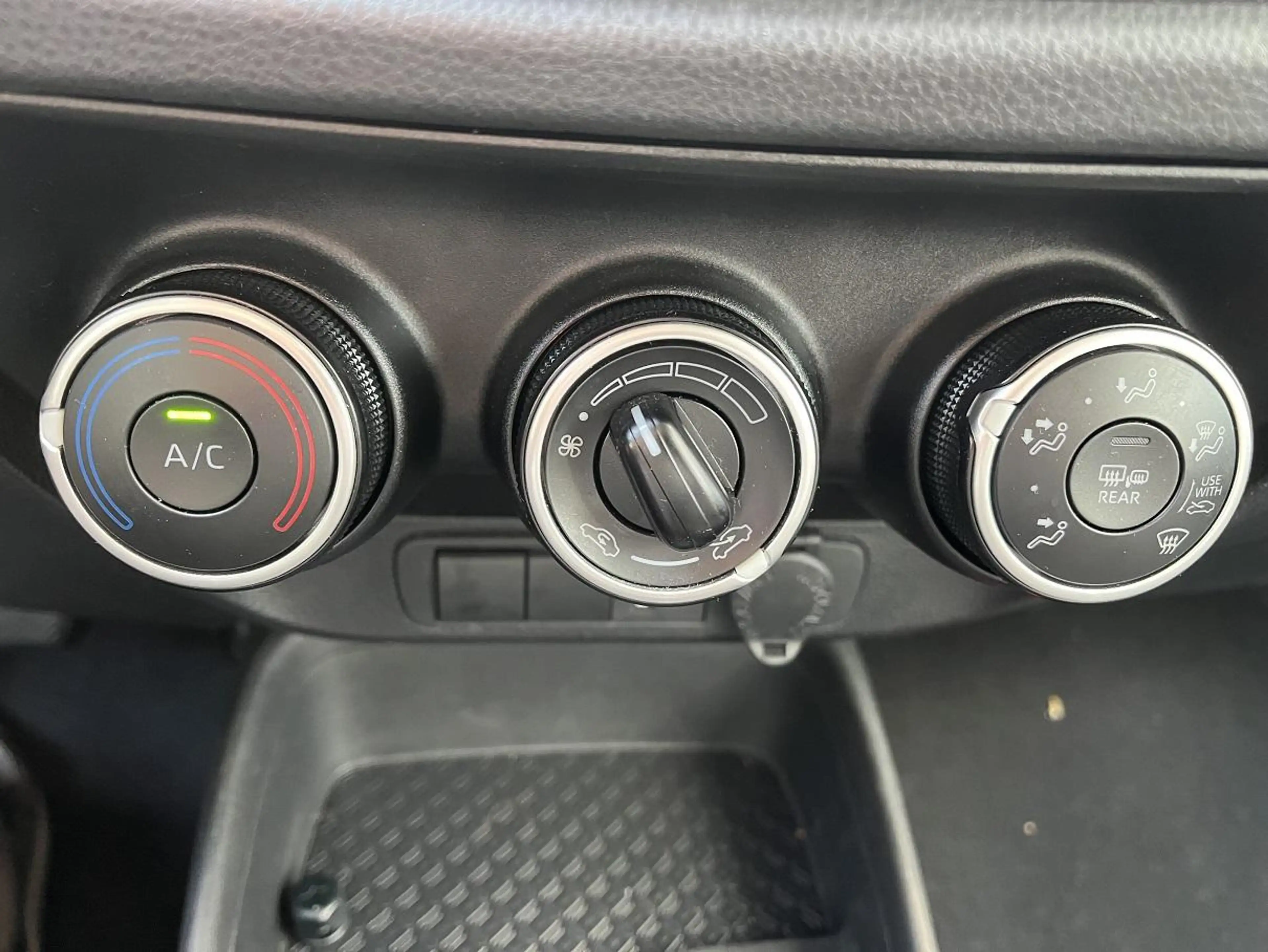 Toyota Aygo X 1.0 VVT-i MT Play | NL-Auto | Apple Carplay | Came — photo 10