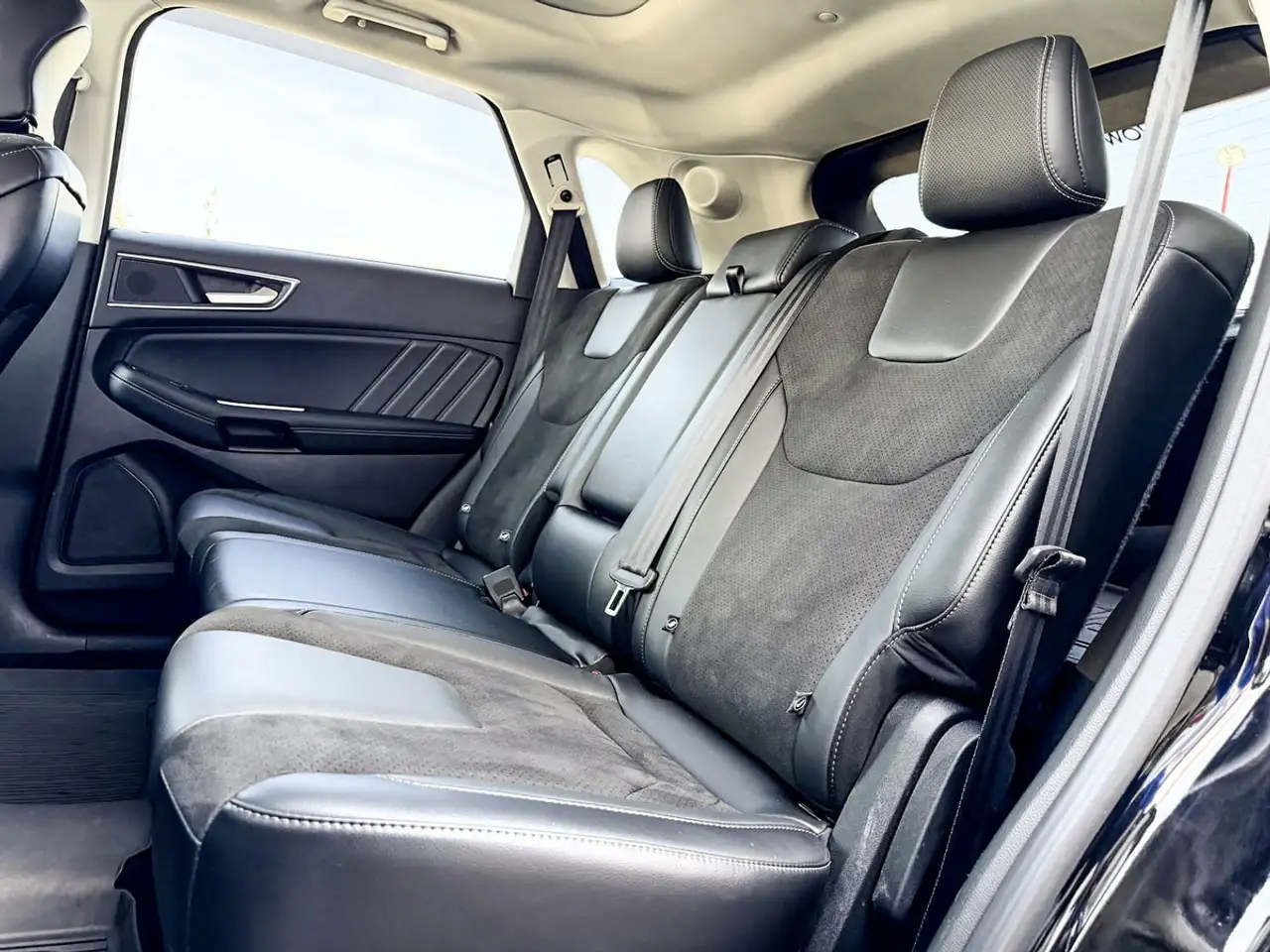Ford Edge снимка Ford Edge