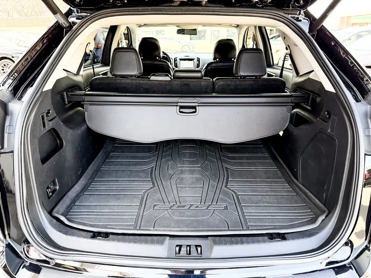 Ford Edge снимка Ford Edge