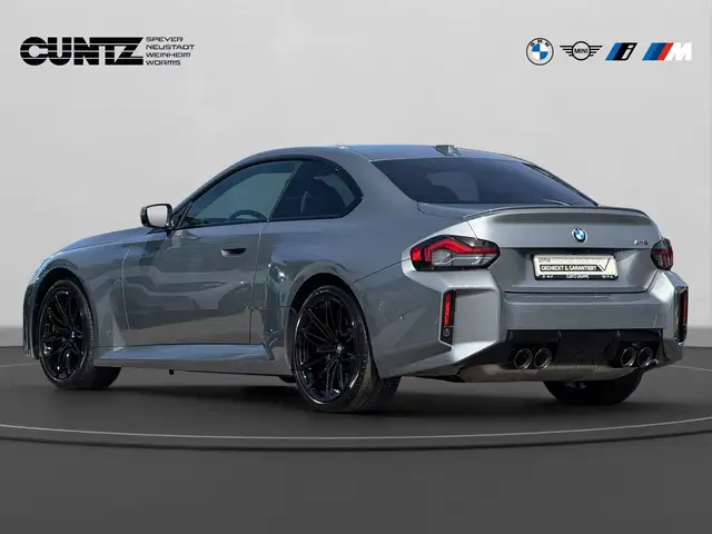 BMW M2 view 8