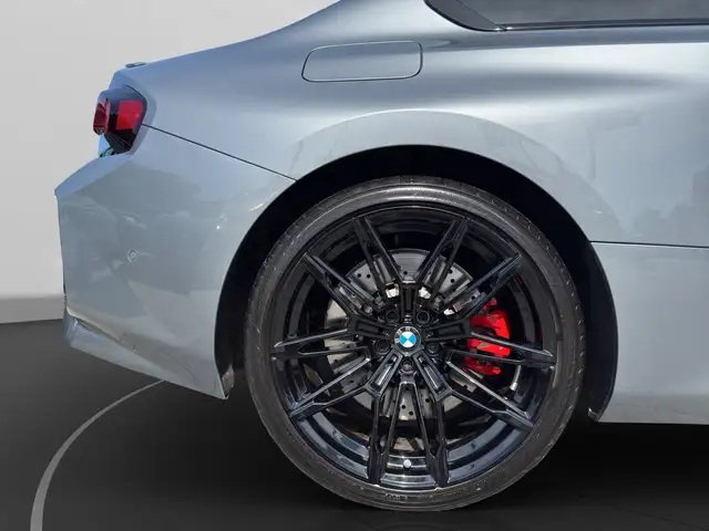 BMW M2 view 13