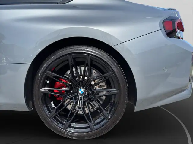 BMW M2 view 12