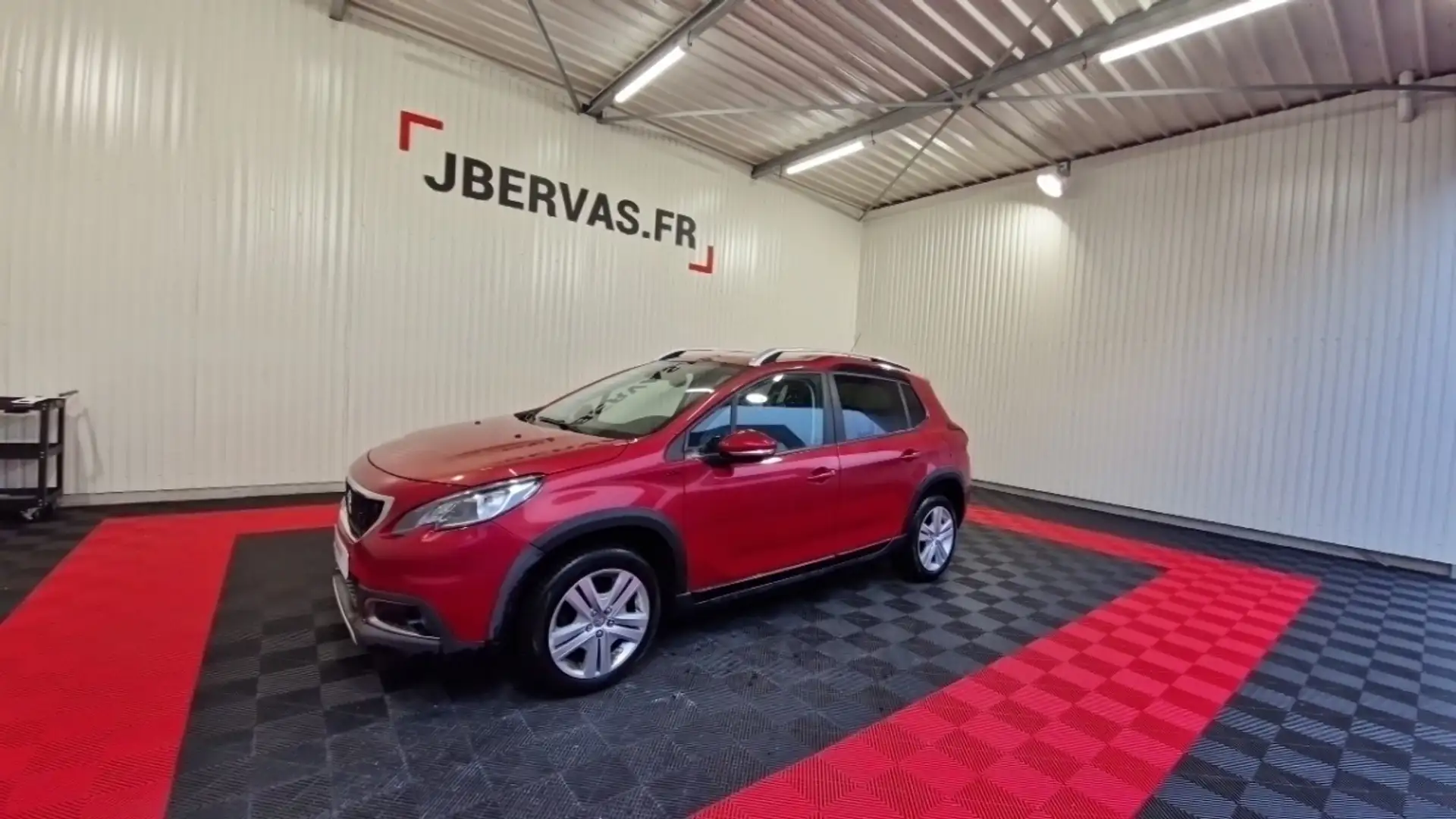 Peugeot 2008 BLUEHDI 100CH SS SIGNATURE Rouge - 1