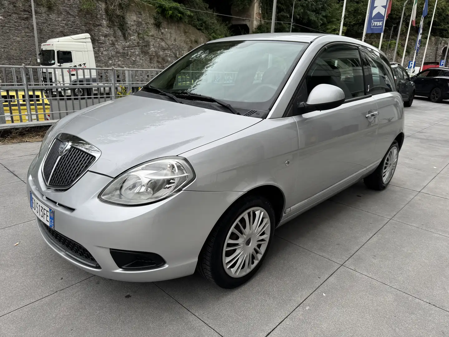 Lancia Ypsilon 1.2 NEOPATENTATI KM 43 MILA !! Argento - 1