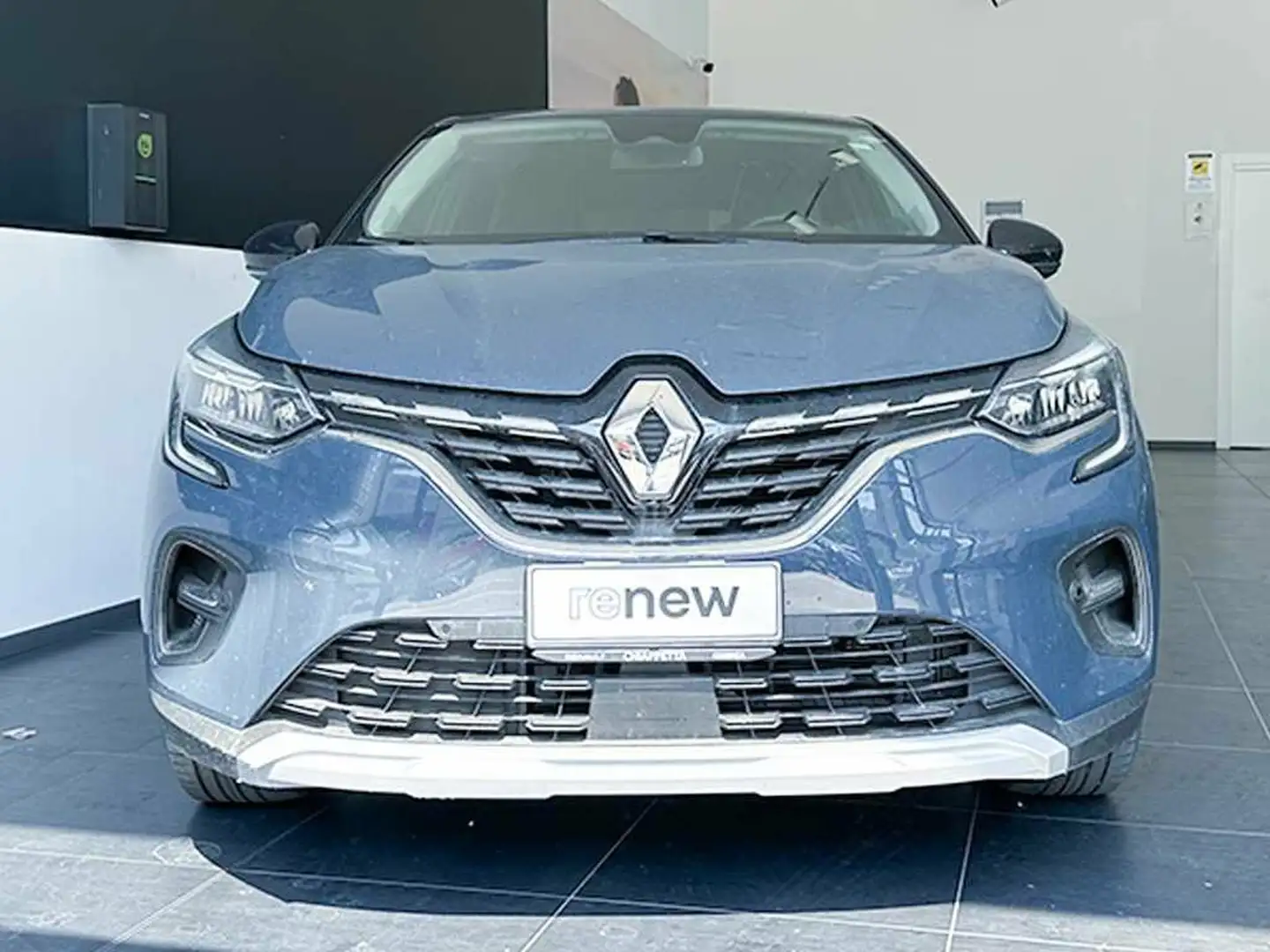 Renault Captur 1.6 e-tech hybrid intens 145cv auto Grigio - 2