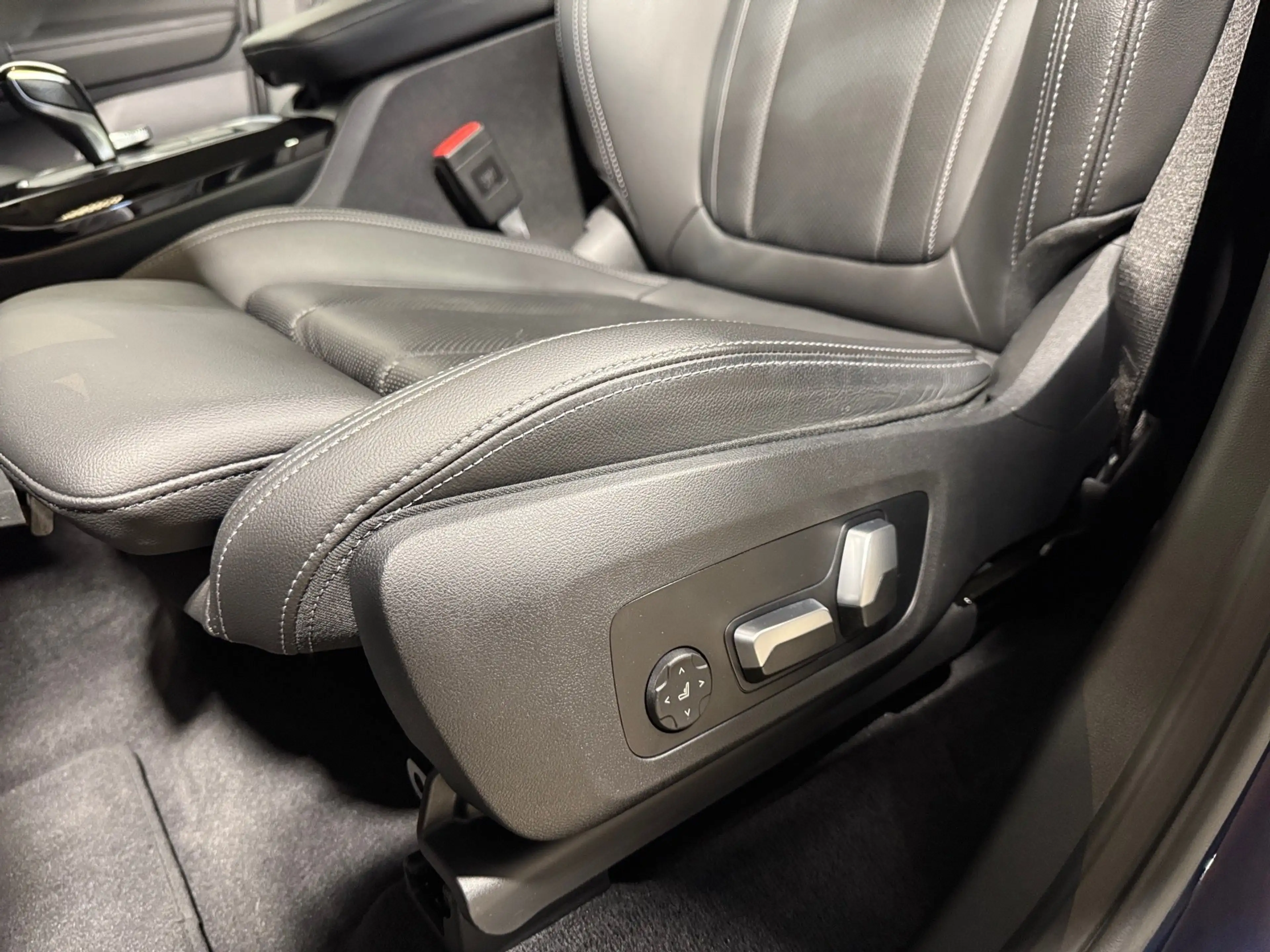 BMW X3 xDrive 20d — photo 7