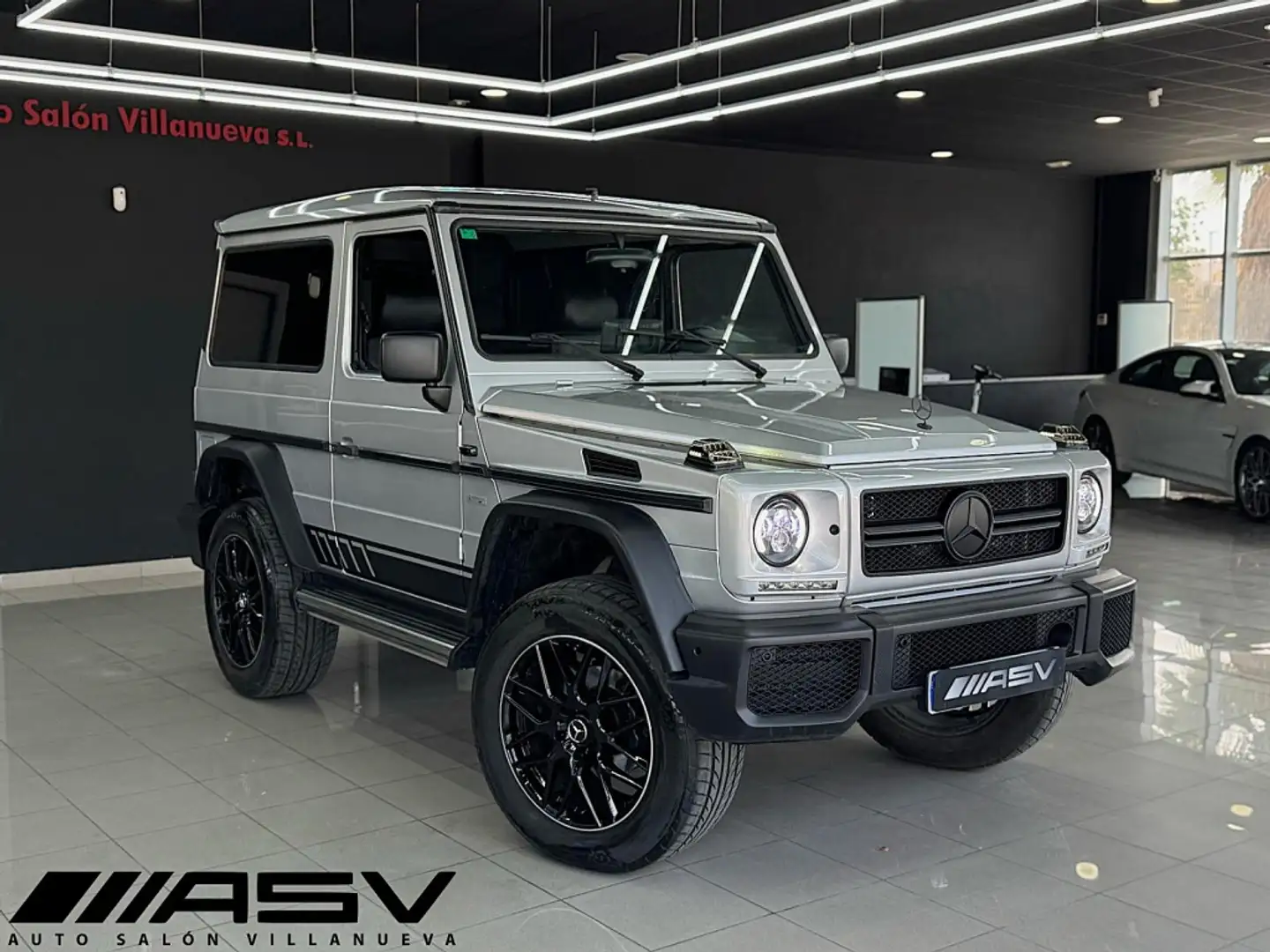 Mercedes-Benz MERCEDES-BENZ Clase G Todoterreno  Automático de Grijs - 1