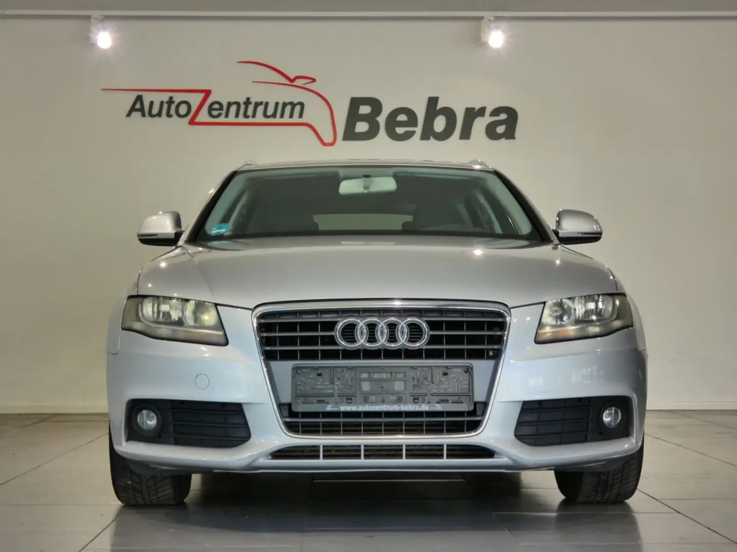 Audi A4 Avant 2.0 TDI Ambiente Navi/AHK/SHZ/PDC/Alu Silver - 2