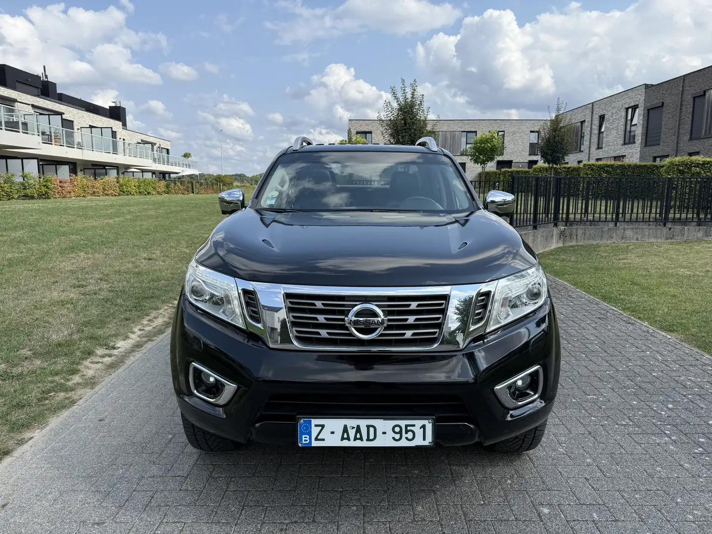 Nissan Navara 2.3 dCi 4WD Tekna FULL BTW WAGEN EURO6b Zwart - 2