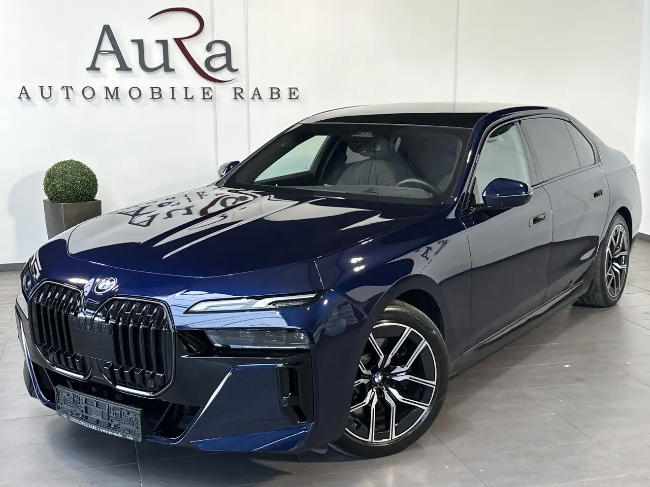 BMW i7 xDrive60 M-Sport Pro NAV+LASER+PANO+HUD+360° 2