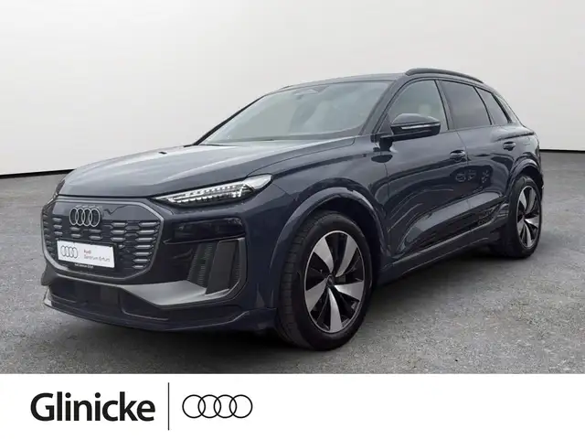 Audi e-tron Q6 SUV e tron quattro *360° Kamera*Verkeh