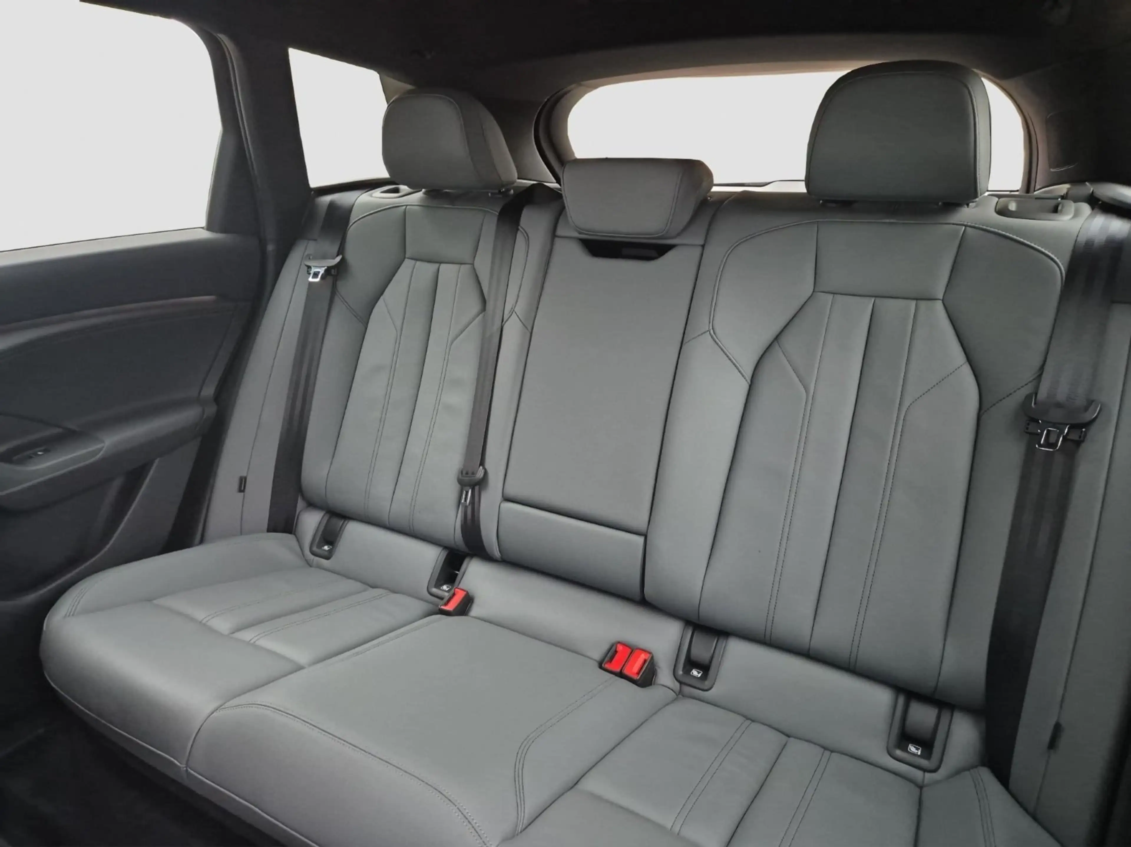 Audi e-tron Q6 SUV e-tron quattro *360°-Kamera*Verkeh — photo 13