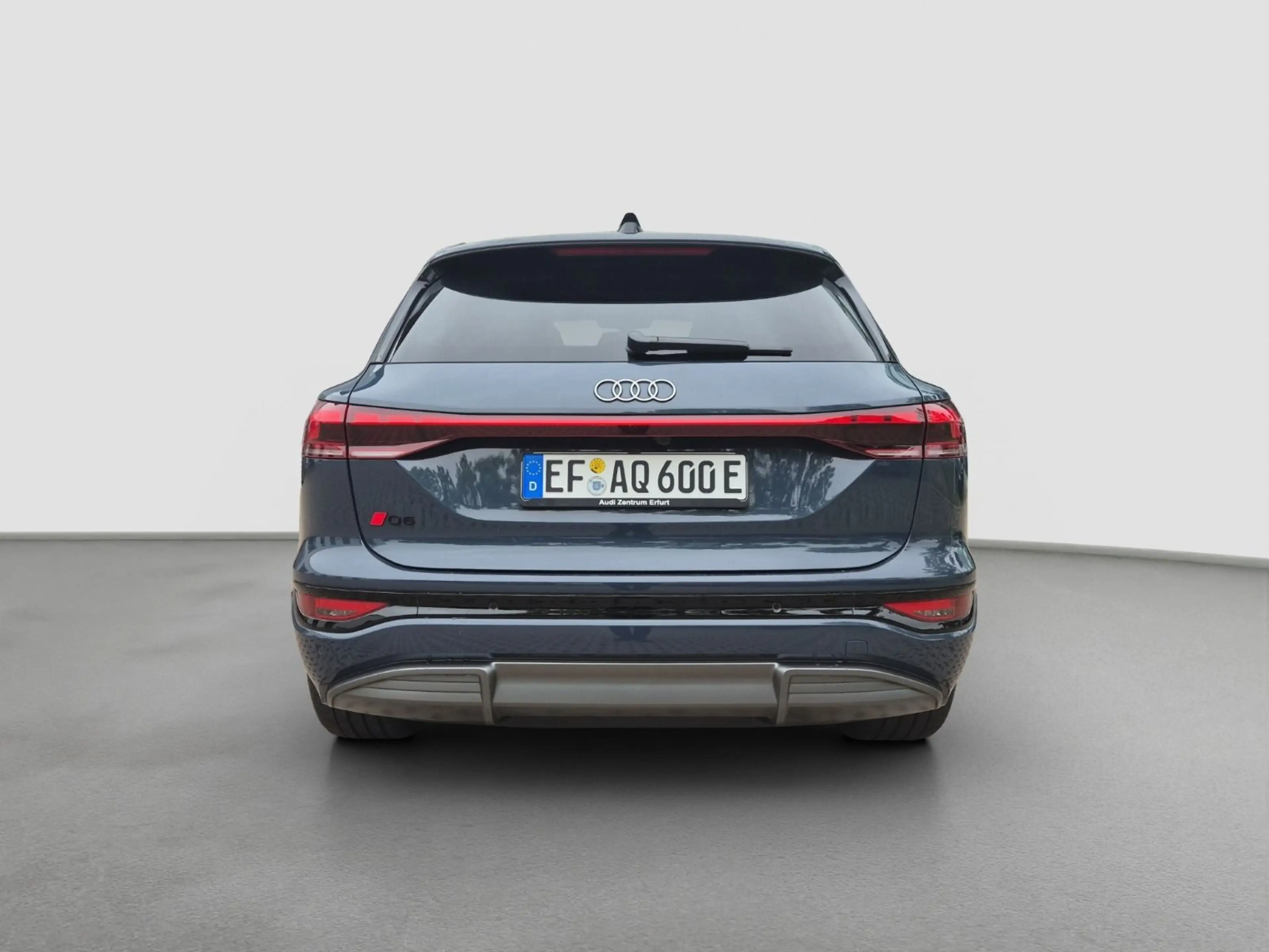 Audi e-tron Q6 SUV e-tron quattro *360°-Kamera*Verkeh — photo 5