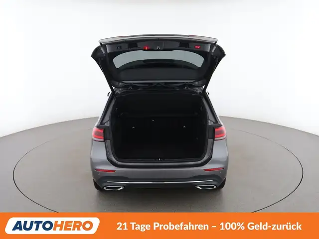 Mercedes-Benz B-Class view 16