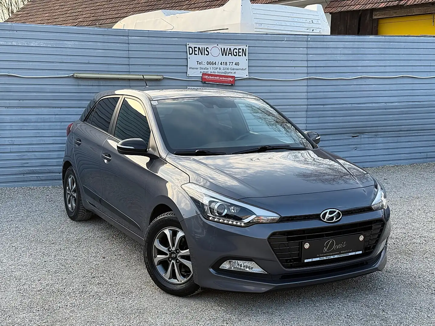 Hyundai i20 1,25 GO! PLUS 1. Besitz Grau - 2