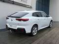 BMW X2 20i sDrive M Sport AHK/MMRY/PANO/H&K/PRKASSIST Weiß - thumbnail 3