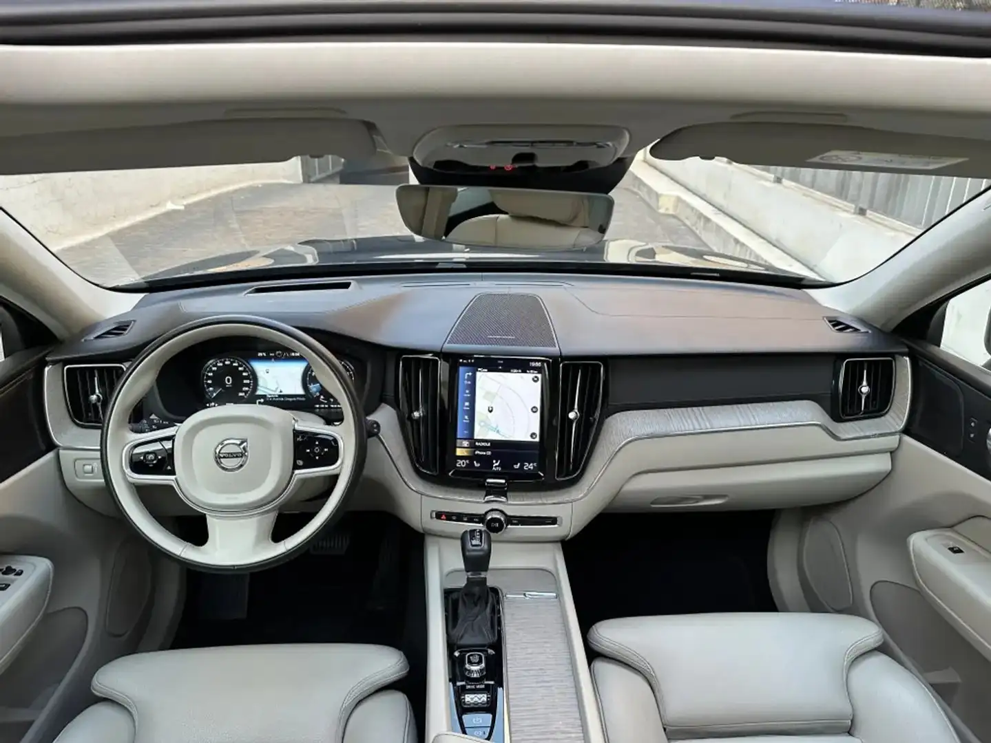 Volvo XC60 XC60 2.0 t5 Inscription awd geartronic my18 Szary - 2