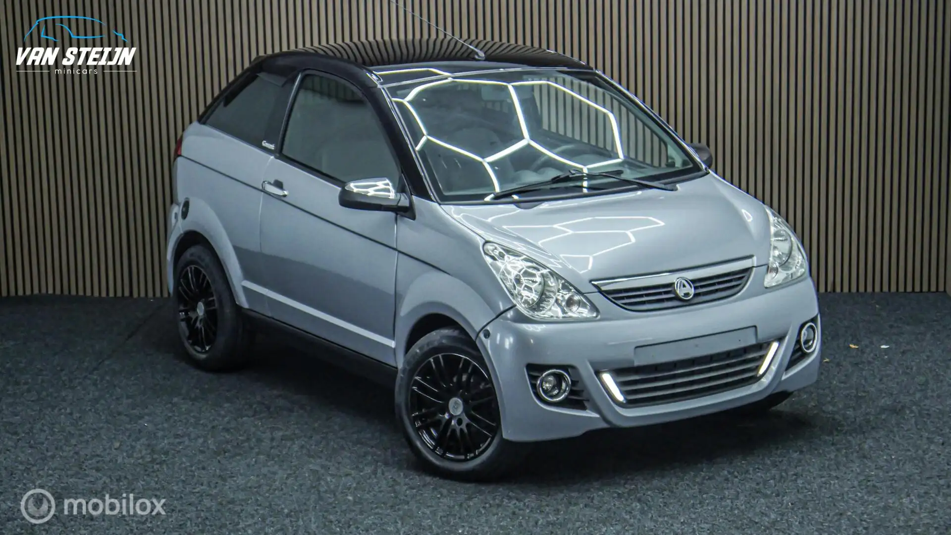 Aixam Coupe Brommobiel Sport RS | Uniek | Nieuw Staat Grijs - 2