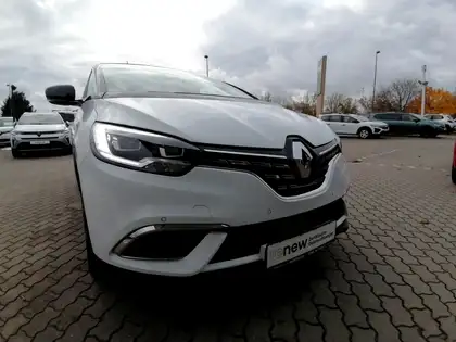 Annonce voiture d'occasion Renault Scenic - CARADIZE