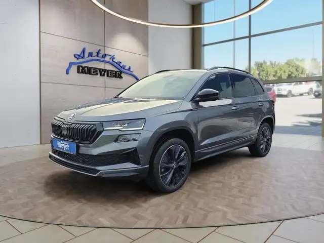 Skoda Karoq Sportline 1,5TSI DSG 4*J.Gar/Pano/aAHK/Matrix/Navi
