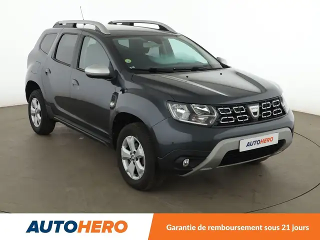 Dacia Duster view 8