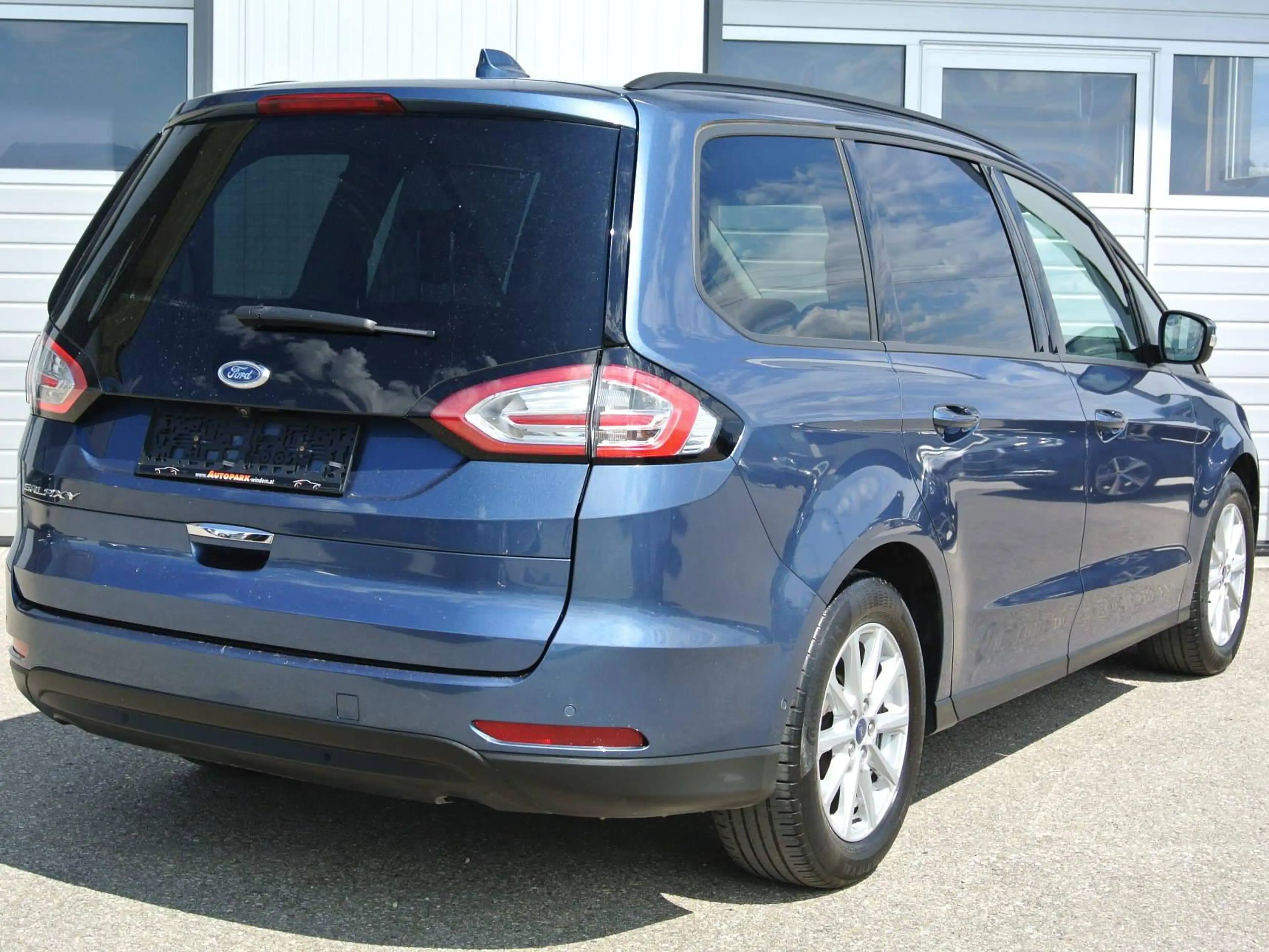 Ford Galaxy 2.0 EcoBlue ** 7-SITZE * NAVI * KAMERA * SHZ * — photo 8