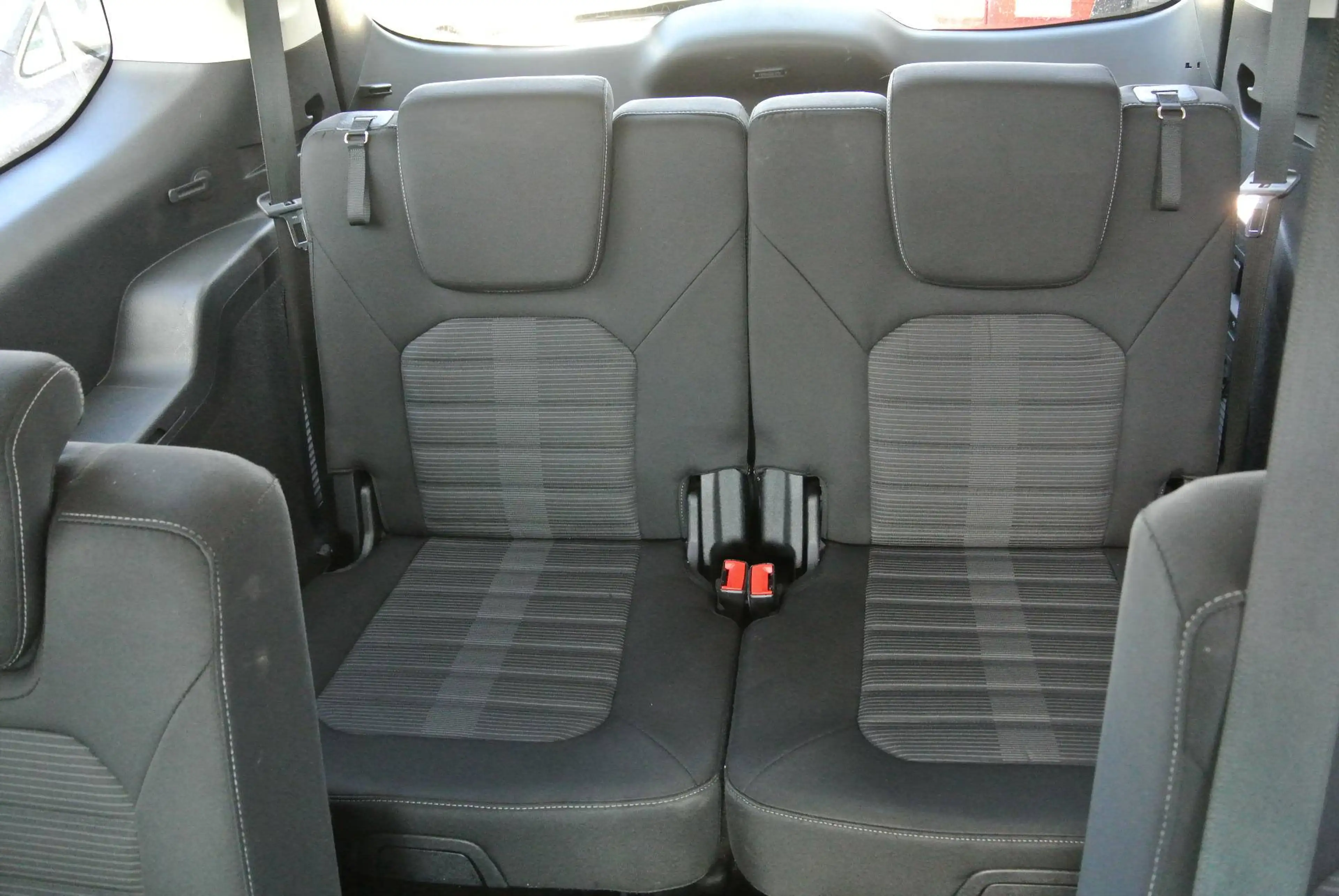 Ford Galaxy 2.0 EcoBlue ** 7-SITZE * NAVI * KAMERA * SHZ * — photo 14