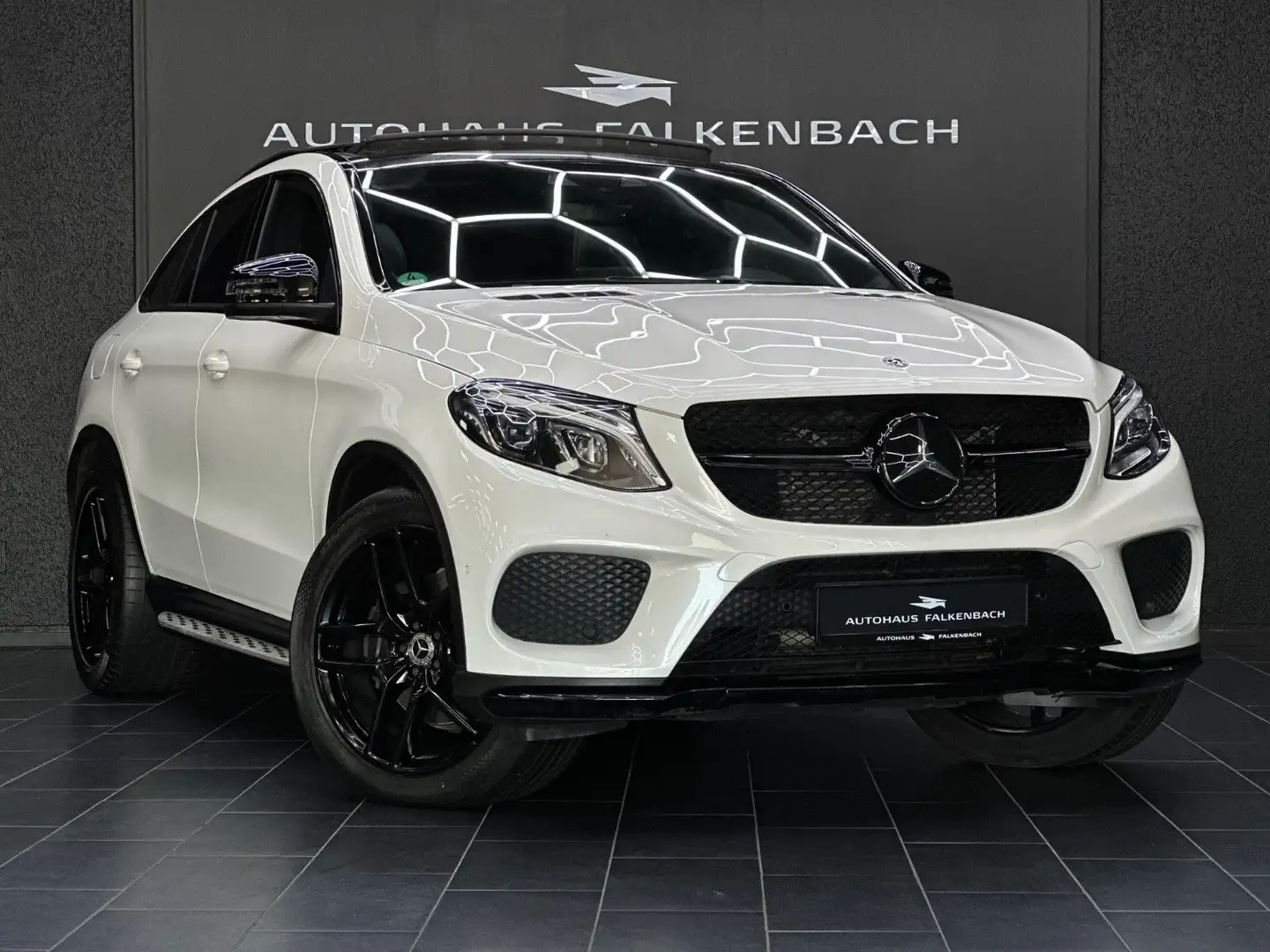 Mercedes-Benz GLE 350 D*COUPE*AMG*2.Hand*PANO*21"*ACC* Wit - 1