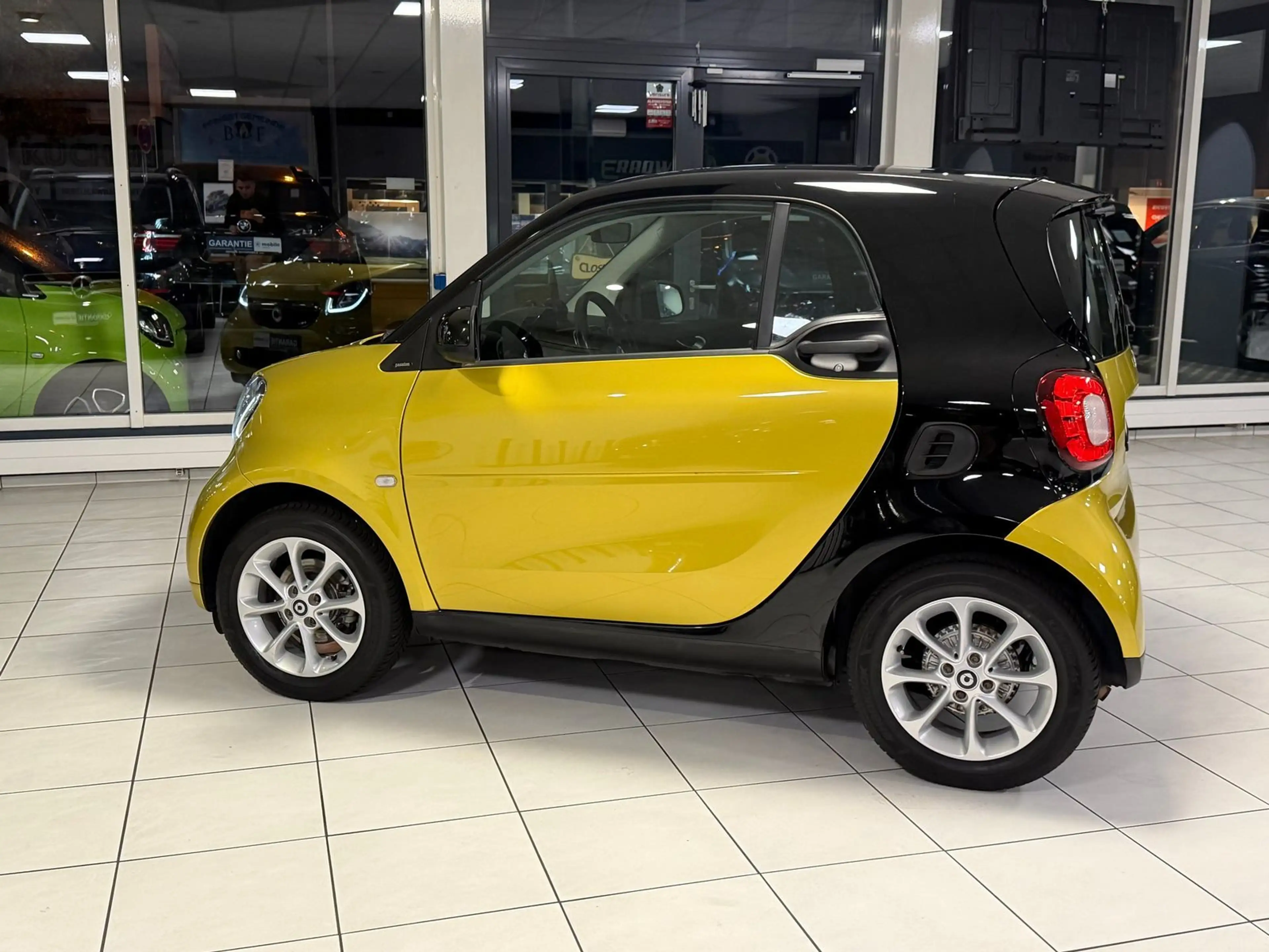 smart forTwo Smart forTwo AUTOMATIK PANO SHZ KLIMA ALU TOP — photo 8
