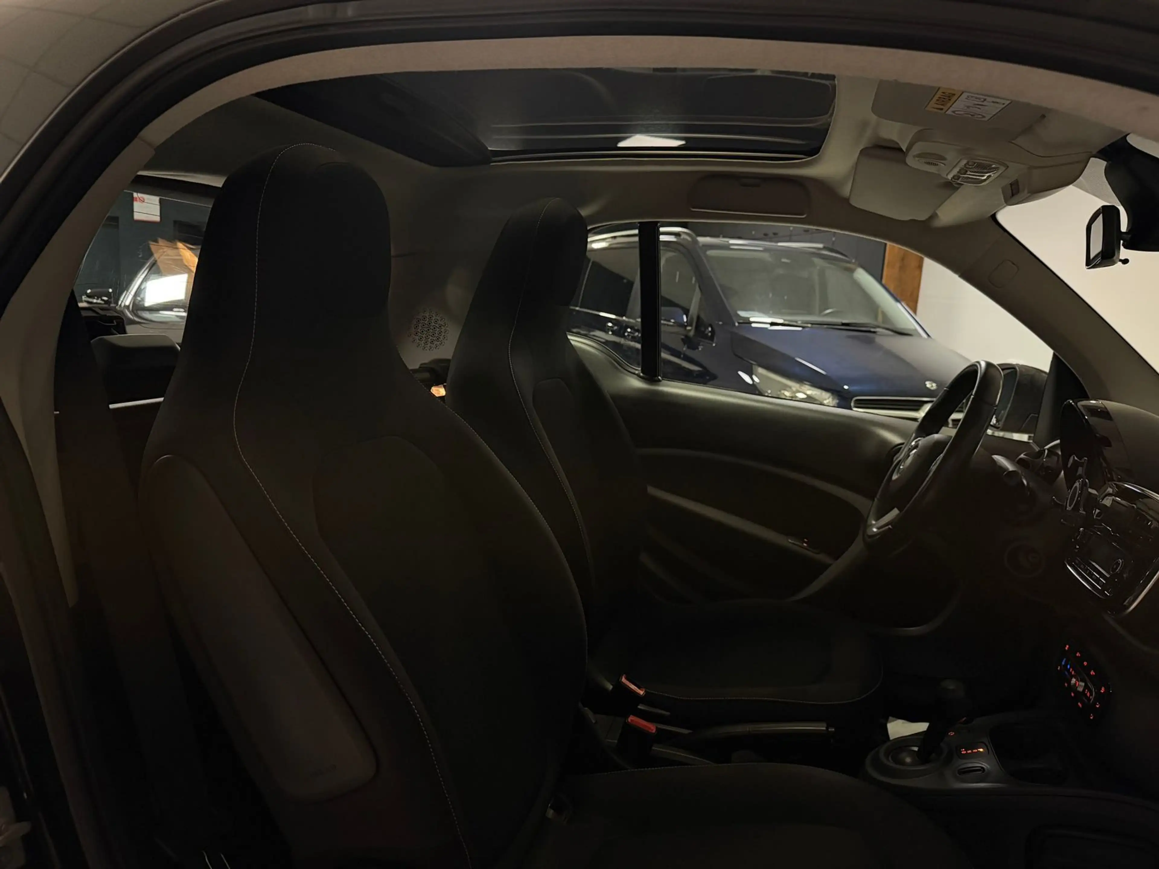 smart forTwo Smart forTwo AUTOMATIK PANO SHZ KLIMA ALU TOP — photo 14