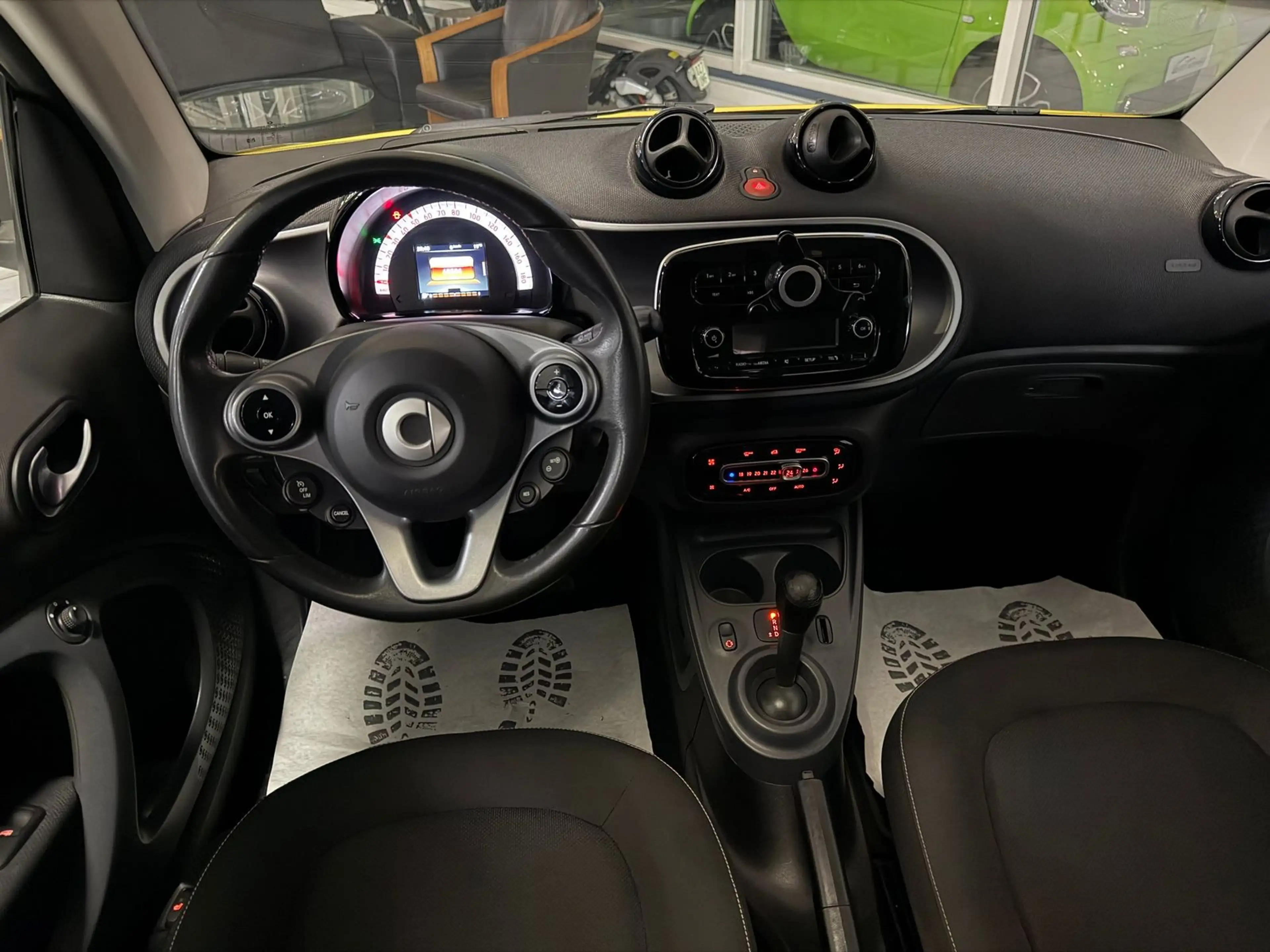 smart forTwo Smart forTwo AUTOMATIK PANO SHZ KLIMA ALU TOP — photo 19