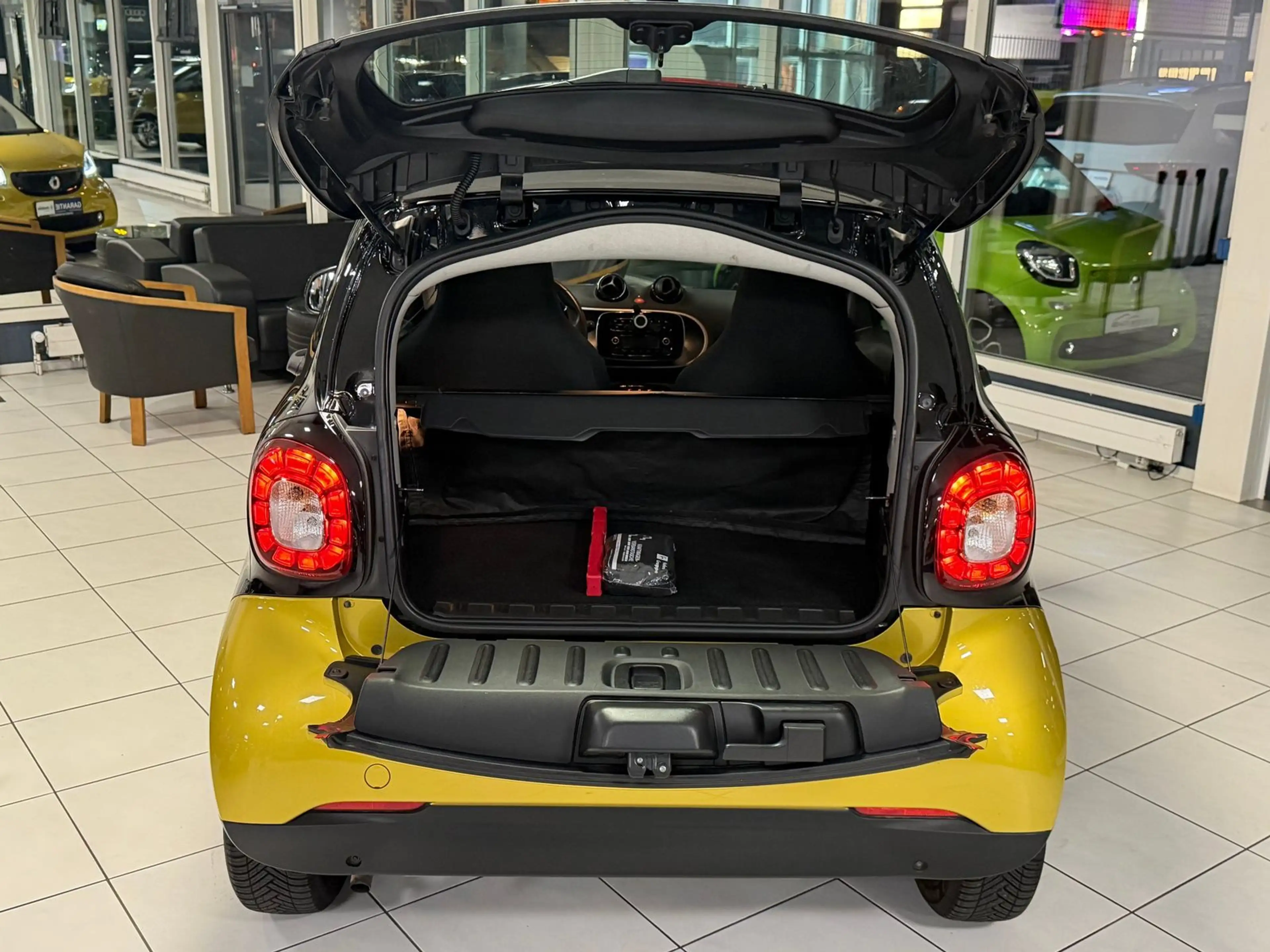 smart forTwo Smart forTwo AUTOMATIK PANO SHZ KLIMA ALU TOP — photo 10