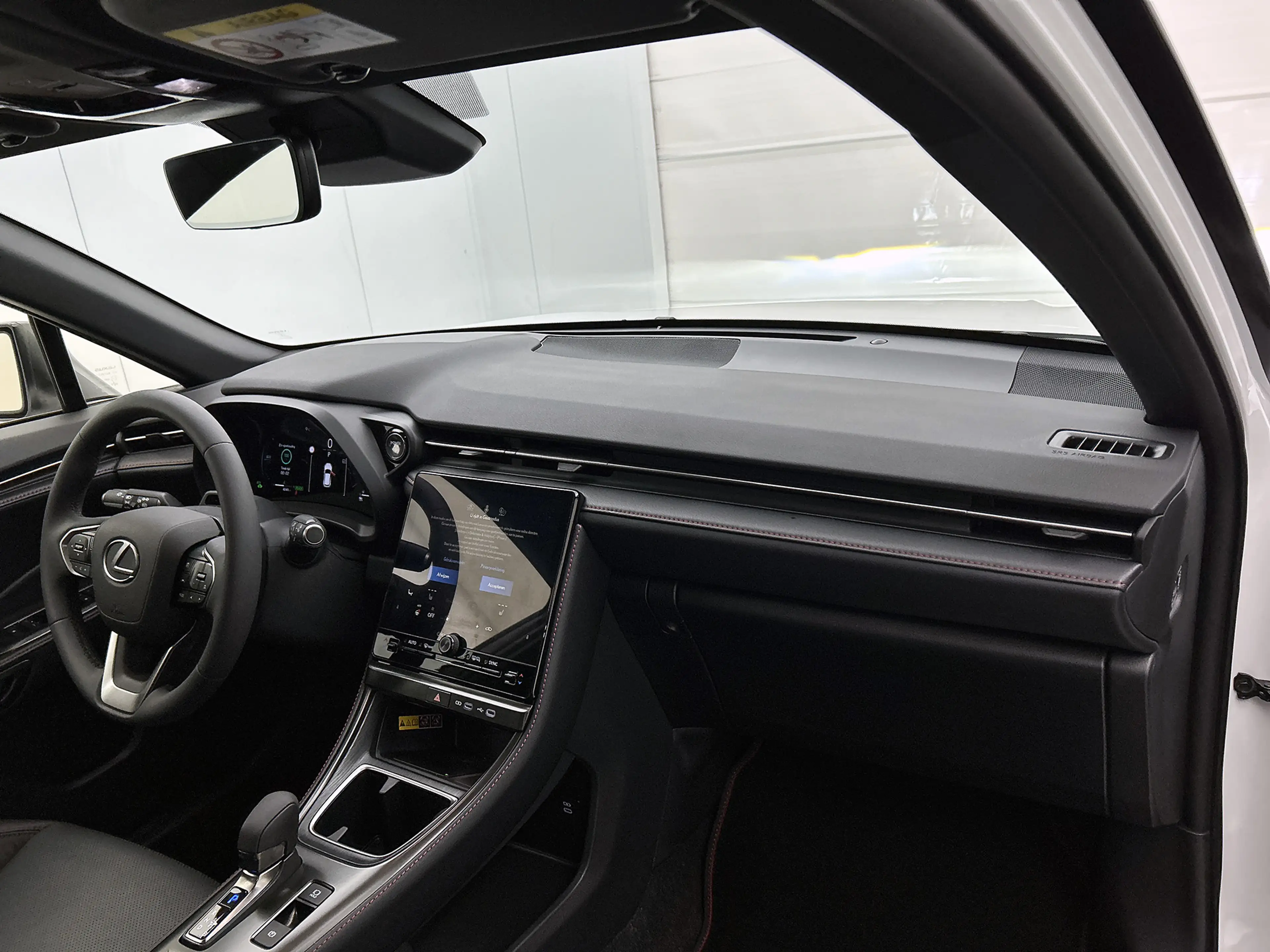 Lexus LBX Emotion 2WD Tech Pack — photo 6
