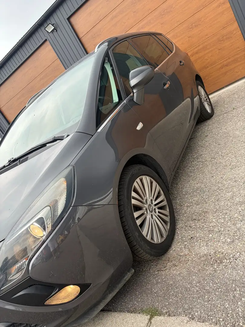 Opel Zafira Tourer 2,0 CDTI Ecotec Edition Start/Stop Grau - 2