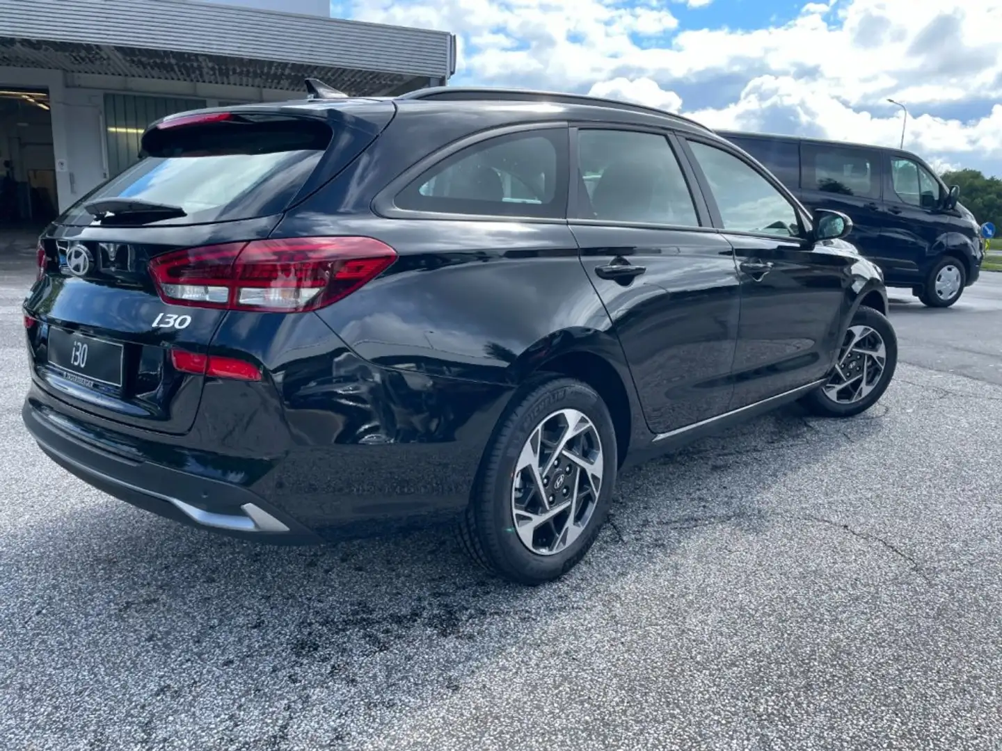 Hyundai i30 Kombi 1,5 DPI Go! Noir - 2